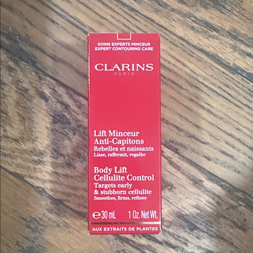 Clarins Lift Minceur Anti-Capitons in Red